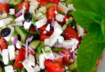 Akdeniz salatası tarifi ve yapılışı